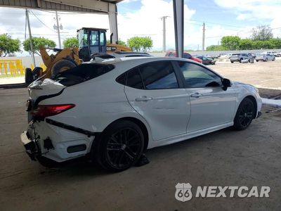 Trzecie zdjęcie samochodu z tyłu: 2026 TOYOTA CAMRY SE VIN:4T1DAACK0TU209135 - miniatura
