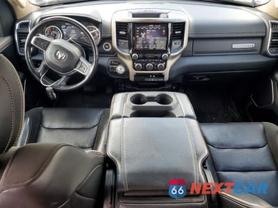 Zdjęcie 8 z 12 samochodu: 2019 RAM 1500 LARAMIE VIN:1C6SRFJT7KN536029 - miniatura