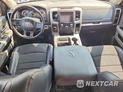 Zdjęcie 8 z 12 samochodu: 2017 RAM 1500 SLT VIN:1C6RR6LT4HS825522 - miniatura