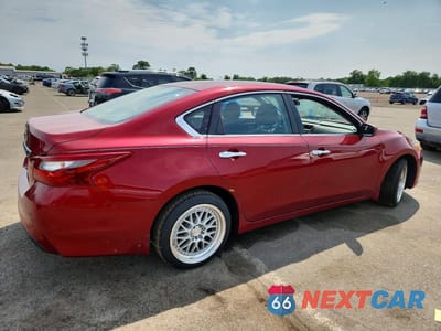 Trzecie zdjęcie samochodu z tyłu: 2018 NISSAN ALTIMA 2.5 S VIN:1N4AL3AP4JC219638 - miniatura