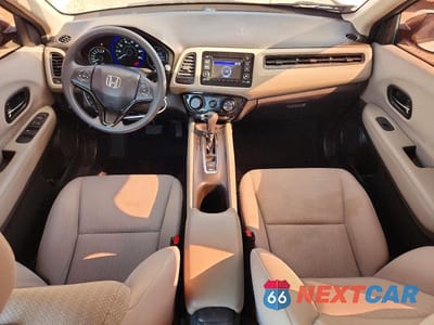 Zdjęcie 8 z 13 samochodu: 2017 HONDA HR-V LX VIN:3CZRU6H38HM706276 - miniatura
