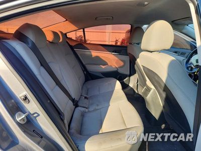 Zdjęcie 10 z 12 samochodu: 2018 HYUNDAI ELANTRA SEL VIN:5NPD84LF9JH291832 - miniatura