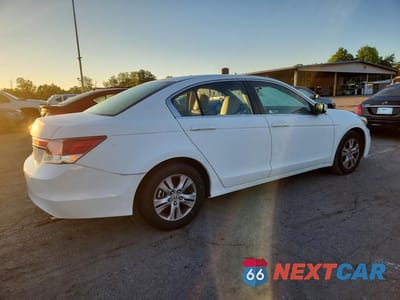 Trzecie zdjęcie samochodu z tyłu: 2012 HONDA ACCORD SE VIN:1HGCP2F61CA116033 - miniatura