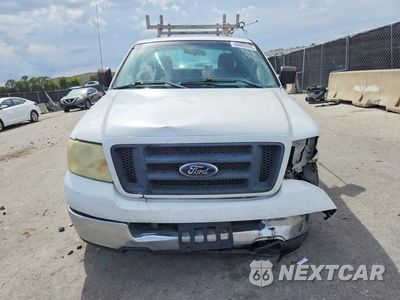 Piąte zdjęcie samochodu w środku: 2006 FORD F150 VIN:1FTRX12W86FA82558 - miniatura