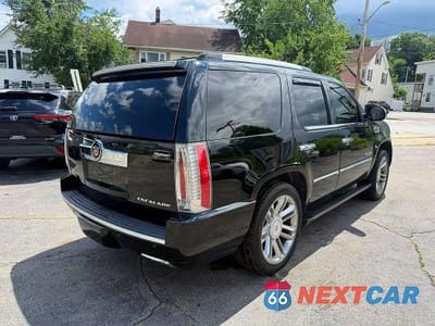 Trzecie zdjęcie samochodu z tyłu: 2014 CADILLAC ESCALADE PLATINUM VIN:1GYS4DEF4ER228078 - miniatura