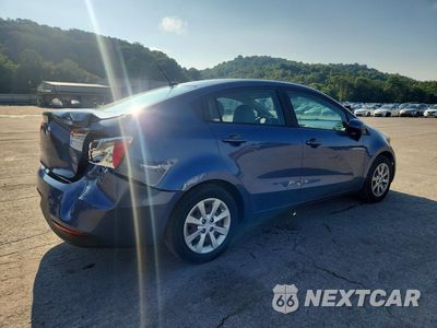 Trzecie zdjęcie samochodu z tyłu: 2016 KIA RIO LX VIN:KNADM4A3XG6659309 - miniatura