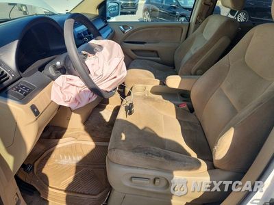 Zdjęcie 7 z 13 samochodu: 2005 HONDA ODYSSEY EX VIN:5FNRL38435B007816 - miniatura