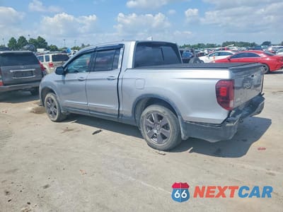 Drugie zdjęcie samochodu z przodu: 2020 HONDA RIDGELINE RTL VIN:5FPYK3F73LB001286 - miniatura