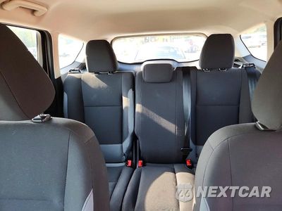Zdjęcie 10 z 13 samochodu: 2013 FORD ESCAPE S VIN:1FMCU0F73DUD02172 - miniatura
