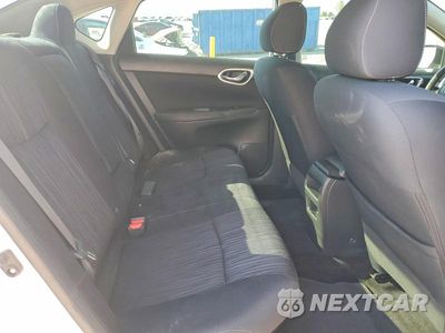 Zdjęcie 10 z 12 samochodu: 2017 NISSAN SENTRA SV VIN:3N1AB7AP7HY239472 - miniatura