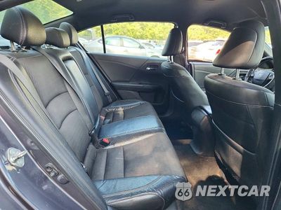 Zdjęcie 10 z 12 samochodu: 2017 HONDA ACCORD SPORT VIN:1HGCR2F55HA149691 - miniatura