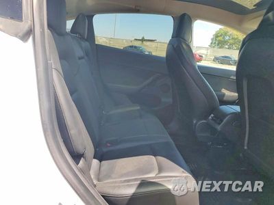 Zdjęcie 11 z 13 samochodu: 2022 TESLA MODEL Y VIN:7SAYGDEE1NF358245 - miniatura