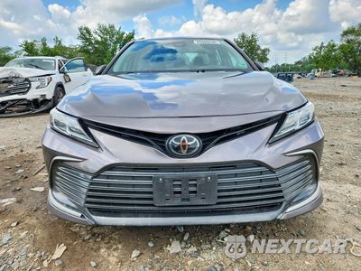 Piąte zdjęcie samochodu w środku: 2023 TOYOTA CAMRY LE VIN:4T1C11BKXPU094255 - miniatura