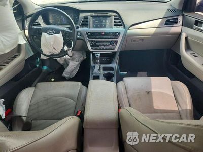 Zdjęcie 15 z 24 samochodu: 2017 HYUNDAI SONATA SPORT VIN:5NPE34AF6HH464402 - miniatura