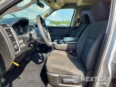 Zdjęcie 7 z 13 samochodu: 2019 RAM 1500 CLASSIC TRADESMAN VIN:1C6RR7KT0KS548558 - miniatura