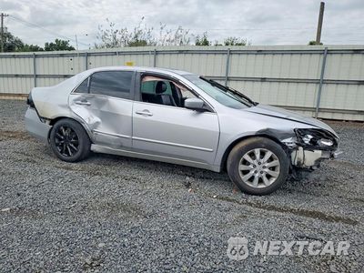 Czwarte zdjęcie samochodu z boku: 2006 HONDA ACCORD EX VIN:1HGCM56826A111200 - miniatura