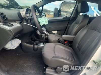 Zdjęcie 7 z 13 samochodu: 2014 CHEVROLET SPARK 1LT VIN:KL8CD6S90EC454540 - miniatura