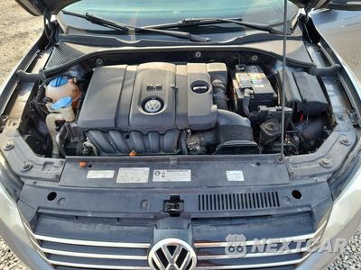 Zdjęcie 11 z 12 samochodu: 2012 VOLKSWAGEN PASSAT SE VIN:1VWBH7A3XCC018623 - miniatura