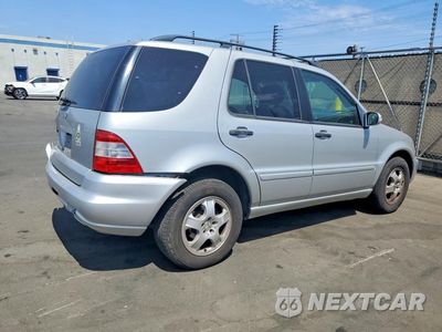 Trzecie zdjęcie samochodu z tyłu: 2003 MERCEDES-BENZ ML 320 VIN:4JGAB54E93A380385 - miniatura