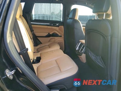 Zdjęcie 11 z 13 samochodu: 2016 PORSCHE CAYENNE SE HYBRID VIN:WP1AE2A24GLA16551 - miniatura