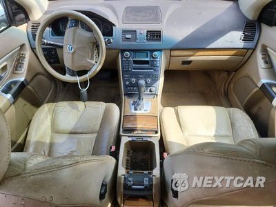 Zdjęcie 8 z 13 samochodu: 2010 VOLVO XC90 3.2 VIN:YV4982CZ0A1536722 - miniatura