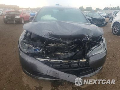 Piąte zdjęcie samochodu w środku: 2015 CHRYSLER 200 S VIN:1C3CCCBG9FN614335 - miniatura