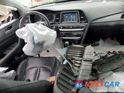 Zdjęcie 8 z 12 samochodu: 2018 HYUNDAI SONATA SEL VIN:5NPE34AF2JH694279 - miniatura