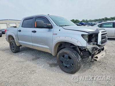 Czwarte zdjęcie samochodu z boku: 2011 TOYOTA TUNDRA CREWMAX SR5 VIN:5TFDY5F16BX166864 - miniatura