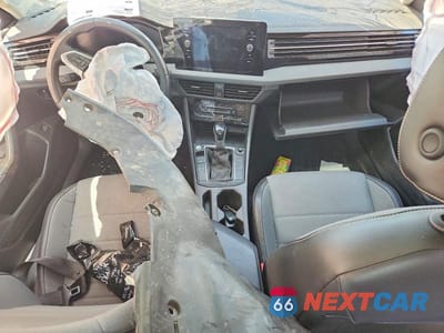 Zdjęcie 8 z 12 samochodu: 2025 VOLKSWAGEN JETTA SE VIN:3VW7X7BU4SM017044 - miniatura