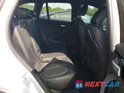 Zdjęcie 11 z 14 samochodu: 2018 BMW X1 XDRIVE28I VIN:WBXHT3C37J5L30999 - miniatura