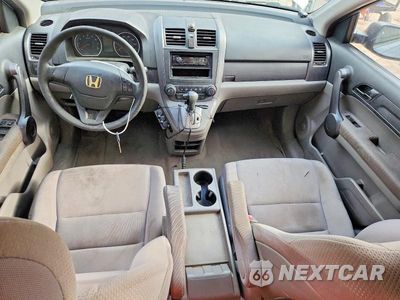 Zdjęcie 8 z 13 samochodu: 2008 HONDA CR-V LX VIN:3CZRE38348G705281 - miniatura