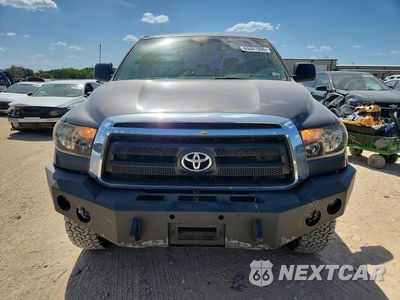 Piąte zdjęcie samochodu w środku: 2011 TOYOTA TUNDRA DOUBLE CAB SR5 VIN:5TFUW5F19BX205758 - miniatura