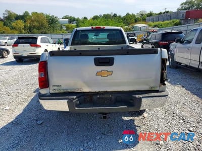 Zdjęcie 6 z 12 samochodu: 2011 CHEVROLET SILVERADO K1500 VIN:1GCRKPE06BZ116644 - miniatura