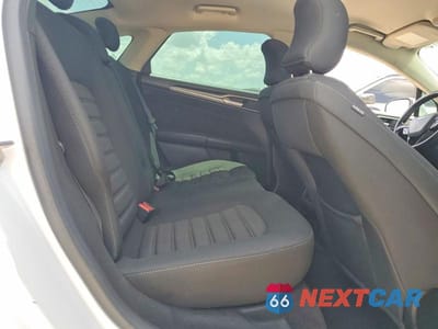 Zdjęcie 10 z 12 samochodu: 2019 FORD FUSION SE VIN:3FA6P0HD4KR171128 - miniatura