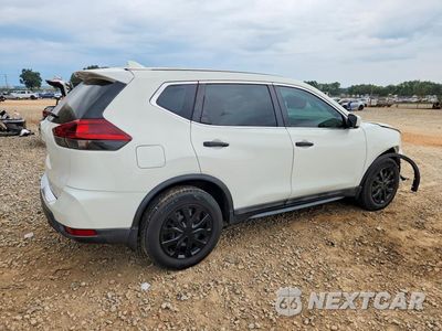 Trzecie zdjęcie samochodu z tyłu: 2018 NISSAN ROGUE S VIN:5N1AT2MT1JC713271 - miniatura
