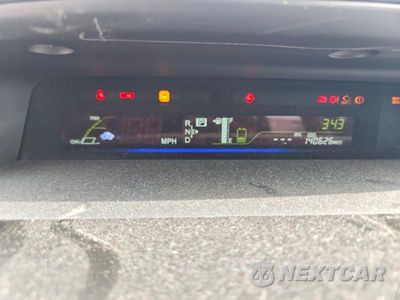 Zdjęcie 9 z 12 samochodu: 2012 TOYOTA PRIUS V THREE VIN:JTDZN3EU2C3019769 - miniatura