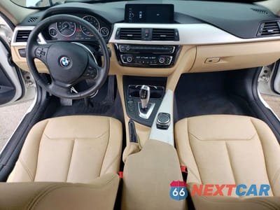 Zdjęcie 8 z 13 samochodu: 2017 BMW 320 XI VIN:WBA8E5G58HNU22371 - miniatura