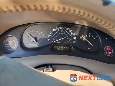 Zdjęcie 9 z 13 samochodu: 2001 BUICK CENTURY LIMITED VIN:2G4WY55J511247064 - miniatura
