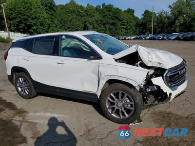Czwarte zdjęcie samochodu z boku: 2022 GMC TERRAIN SLT VIN:3GKALPEV7NL314090 - miniatura