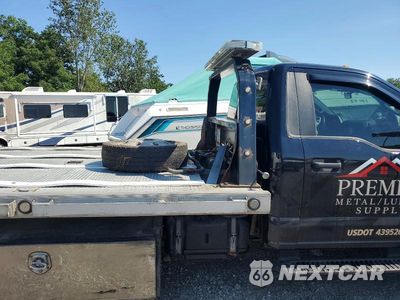 Zdjęcie 10 z 13 samochodu: 2017 FORD F550 SUPER DUTY VIN:1FDUF5HTXHEC23703 - miniatura
