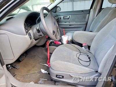 Zdjęcie 7 z 11 samochodu: 2002 FORD TAURUS SE VIN:1FAFP53U82A253071 - miniatura