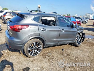Trzecie zdjęcie samochodu z tyłu: 2017 NISSAN ROGUE SPORT SL VIN:JN1BJ1CR2HW113529 - miniatura