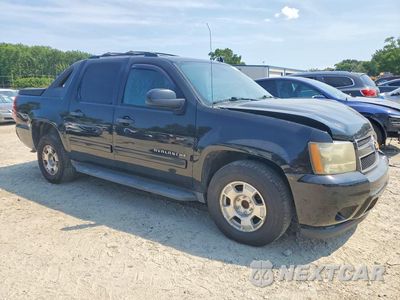 Czwarte zdjęcie samochodu z boku: 2011 CHEVROLET AVALANCHE LS VIN:3GNMCEE03BG141133 - miniatura