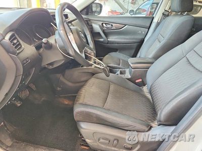 Zdjęcie 7 z 13 samochodu: 2017 NISSAN ROGUE SV VIN:5N1AT2MV5HC768575 - miniatura