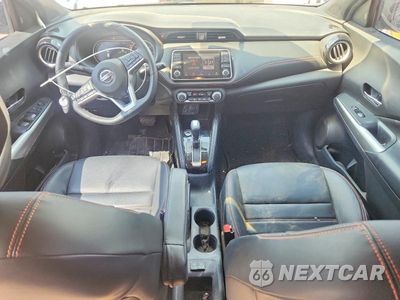 Zdjęcie 8 z 14 samochodu: 2019 NISSAN KICKS SR VIN:3N1CP5CU9KL556370 - miniatura