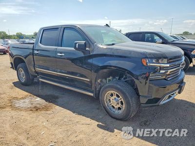Czwarte zdjęcie samochodu z boku: 2019 CHEVROLET SILVERADO K1500 HIGH COUNTRY VIN:1GCUYHEL6KZ101649 - miniatura