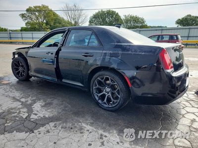 Drugie zdjęcie samochodu z przodu: 2019 CHRYSLER 300 S VIN:2C3CCABG5KH628580 - miniatura