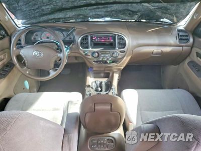 Zdjęcie 8 z 13 samochodu: 2004 TOYOTA SEQUOIA LIMITED VIN:5TDBT48A94S218459 - miniatura