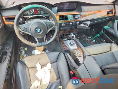 Zdjęcie 8 z 12 samochodu: 2009 BMW 528 XI VIN:WBANV13529C154853 - miniatura