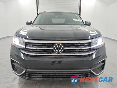 Piąte zdjęcie samochodu w środku: 2022 VOLKSWAGEN ATLAS SEL R-LINE VIN:1V2AR2CA8NC514970 - miniatura